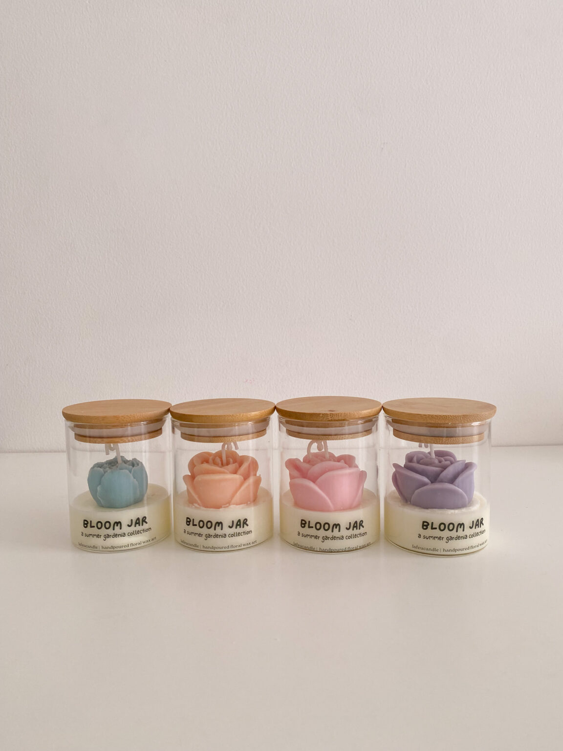 Bloom Jar Luxe Petite - Lilin aromaterapi (scented candles) dalam jar/gelas berbentuk bunga mawar dengan tutup bambu