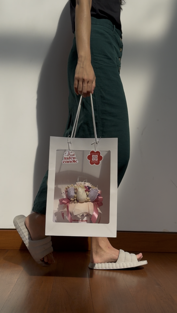 [Flower Candle Bouquet AERA] dalam packaging aesthetic see through